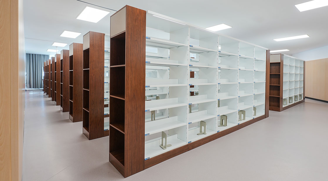 圣奧辦公家具為溫嶺圖書館設(shè)計(jì)的定制密集柜